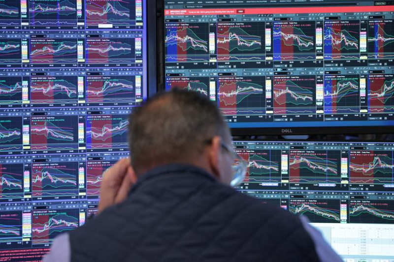 Bitcoin falls to $60,000 as AI trade continues to draw investor interest and capital