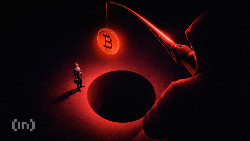Could Bitcoin Price Drop to $10,000? Bloomberg Analyst Gives Grim Warning